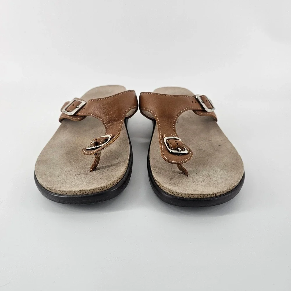 SAS Sanibel T-Strap Sandals 9.5 Brown Leather Buckle Tripad Comfort Granola